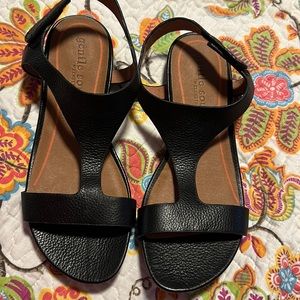 Gentle souls sandals